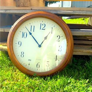 THE TIME KEEPER CLOCK